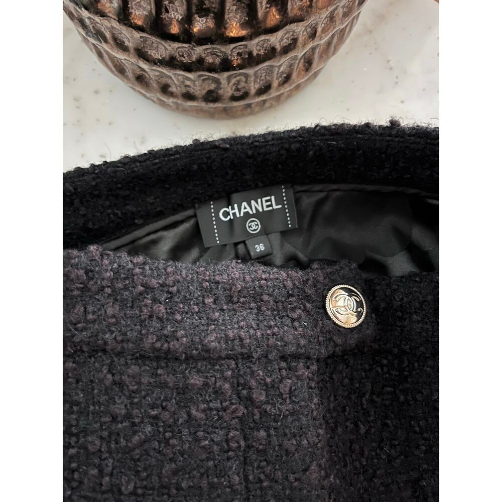 Chanel Wool Mini Tweed Short Silk Lined Logo 36 FR 4 Black Designer High Waist - Picture 7 of 12